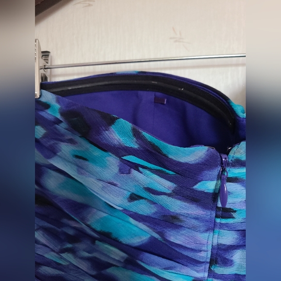 100% silk, BR strapless dress 👗, size 0 - Picture 3 of 10